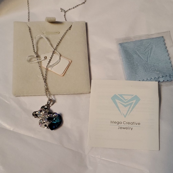 Mega Creative Ladies Necklace - Picture 8 of 14